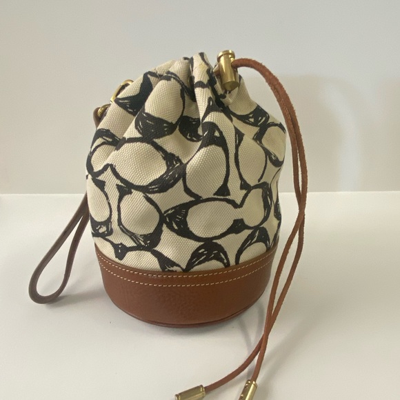 Coach signature drawstring pouch - Picture 3 of 4